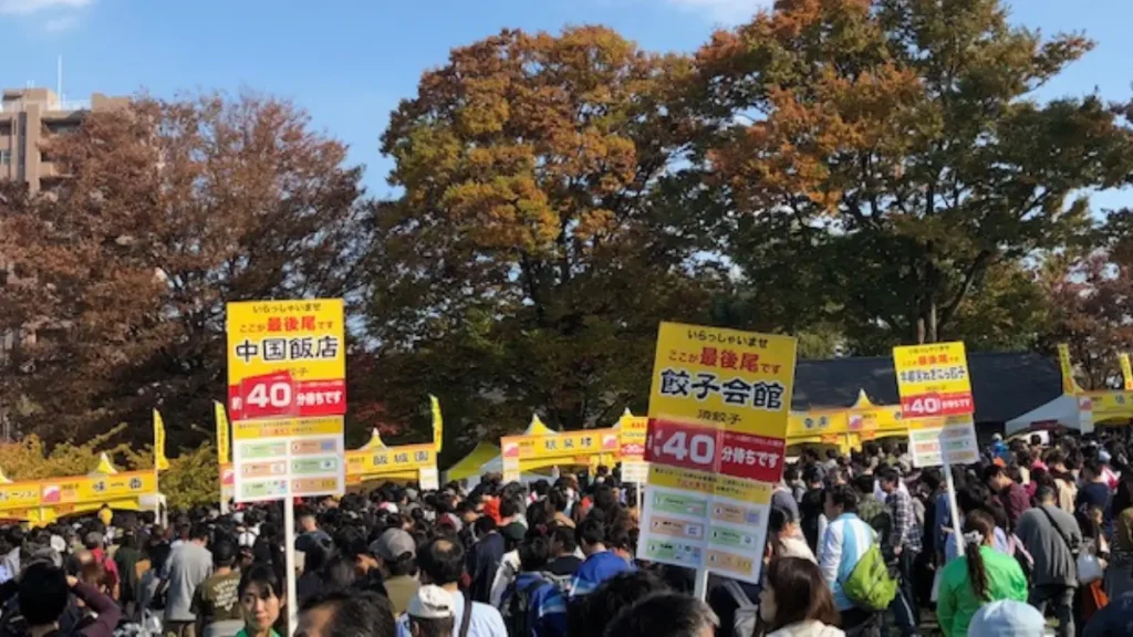 宇都宮餃子祭り 行列